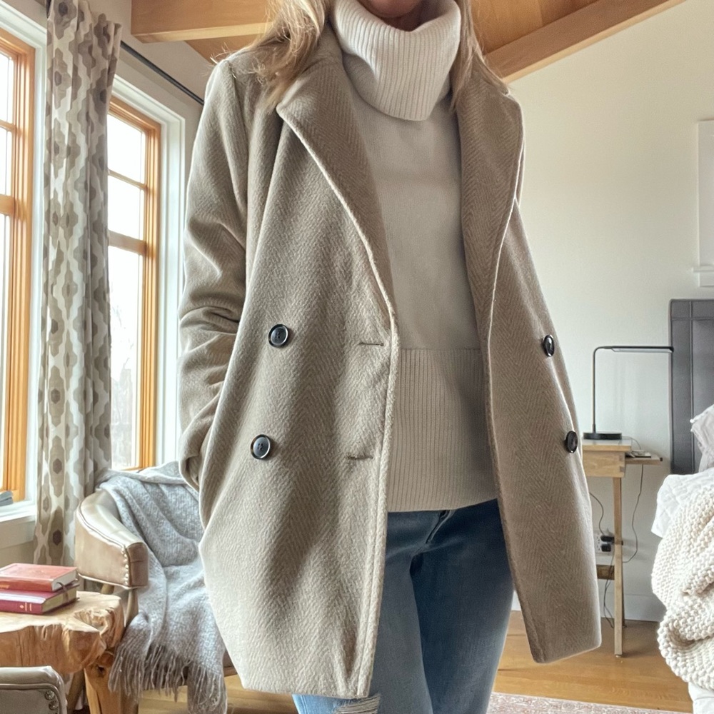 Loft boxy herringbone tan lightweight coat. NWOT